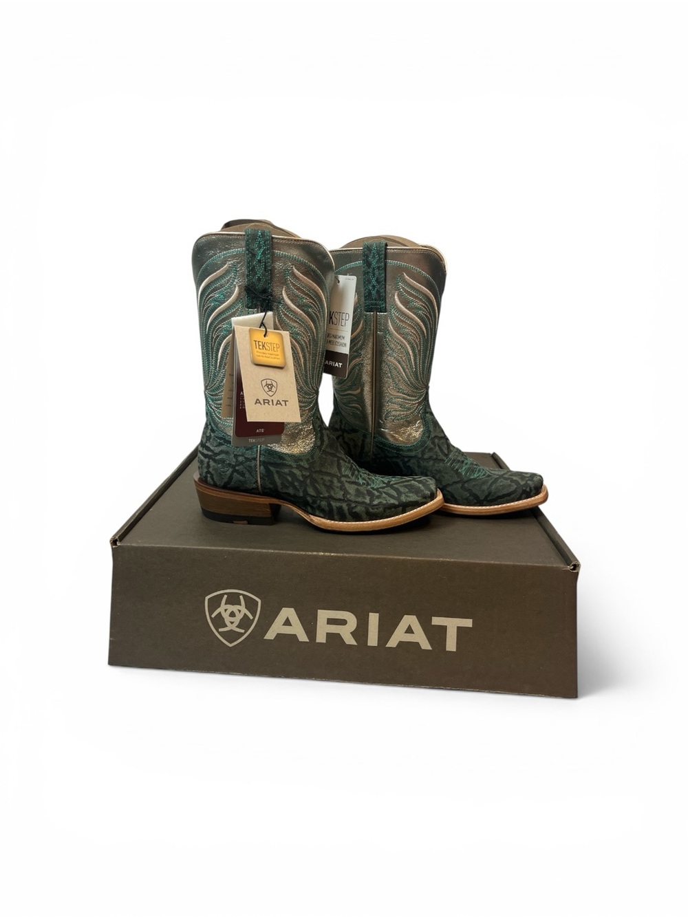 Ariat Futurity Dash Western‎ Boots Women’s 7.5 Mint Elephant Print Leather New